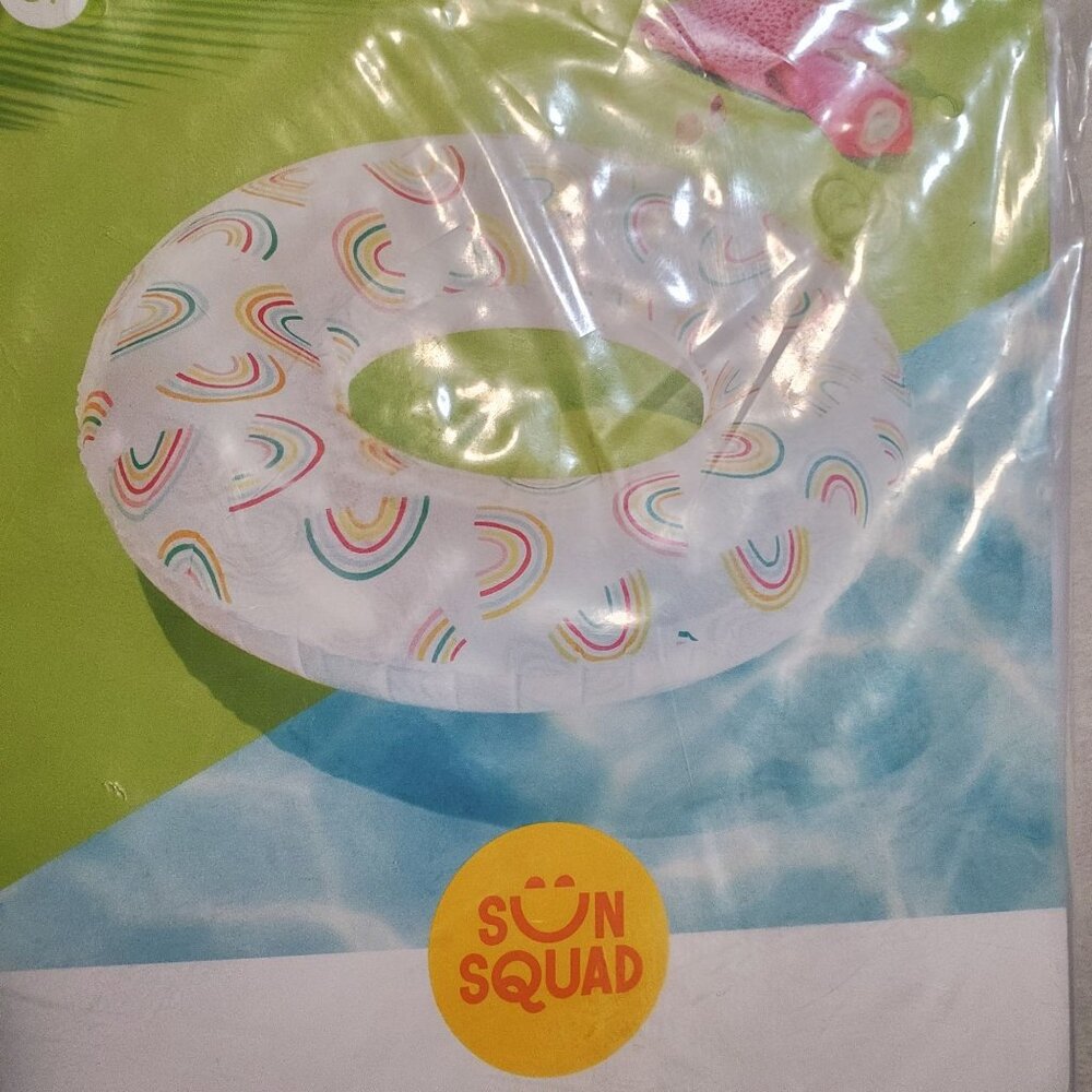 Sun Squad Inflatable Swim Tube 36 in Diameter Age 6+ brand new summer beach pool